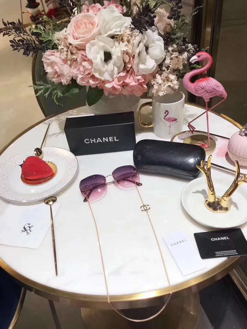 chanel サングラス