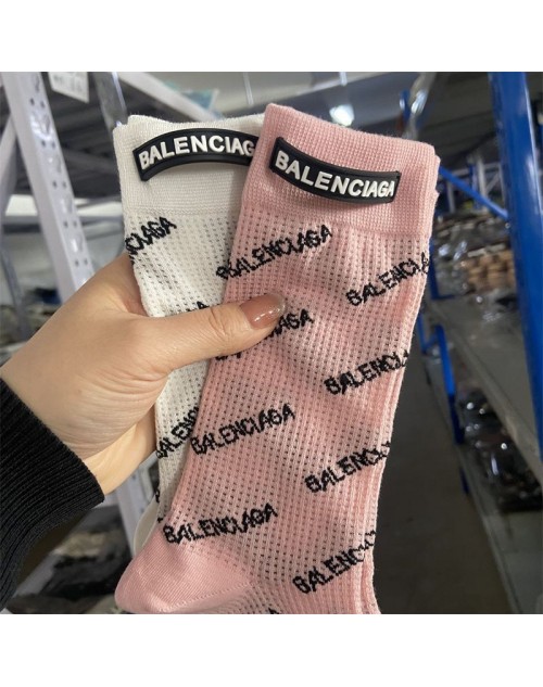 Balenciaga バレンシアガ袜子 靴下 品番：X-LI-BAL-57032ラインで在庫確認とご注文の際、品番を教えてください